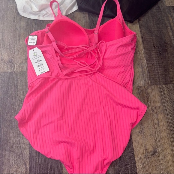 Women’s plus size 2x clothing lot bundle NWT - Picture 4 of 15